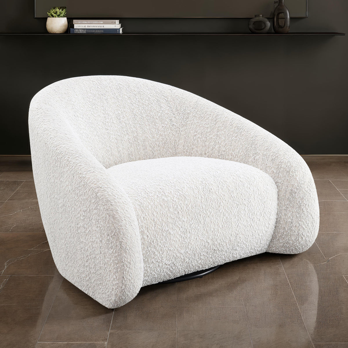 Kyria Chair