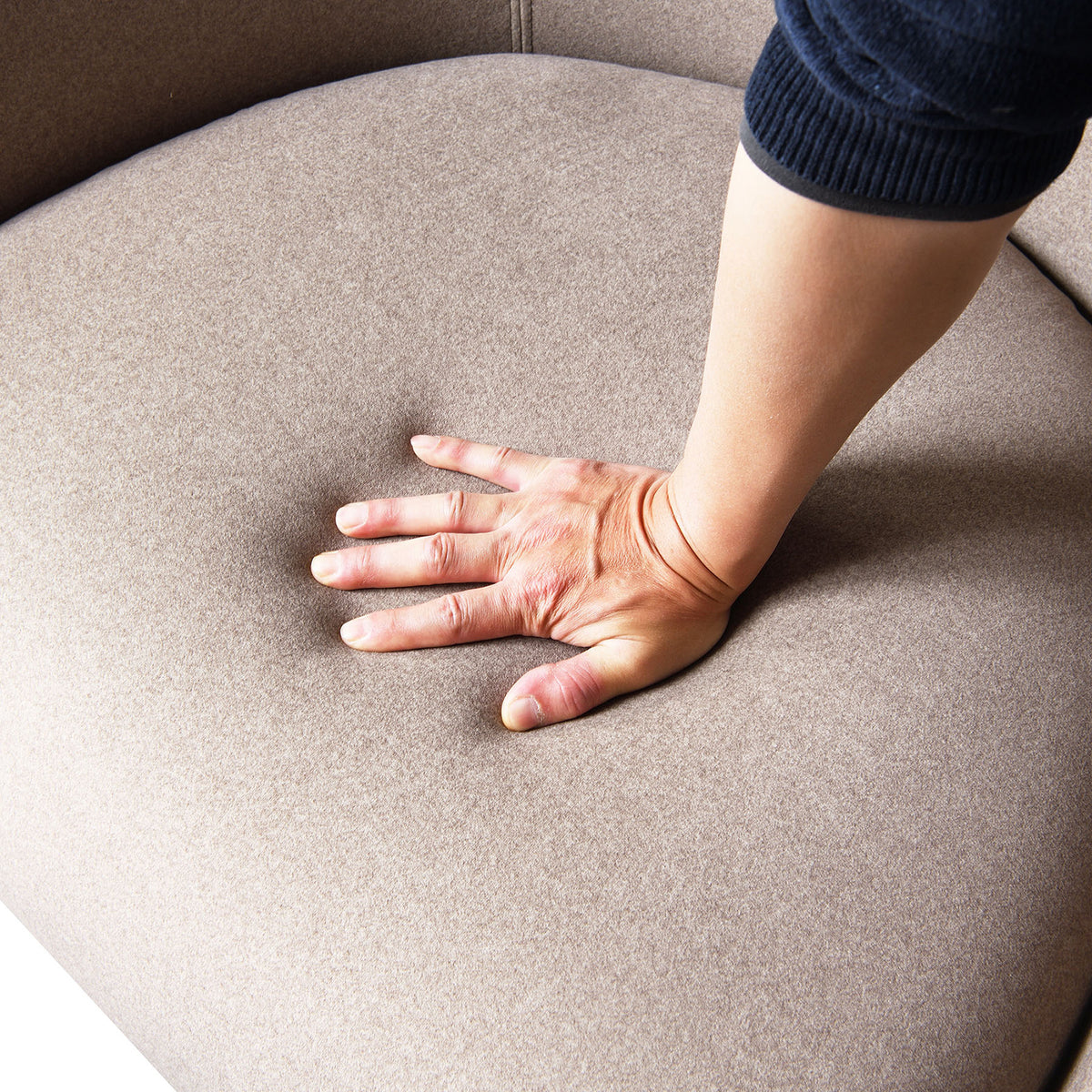 Kyria Chair