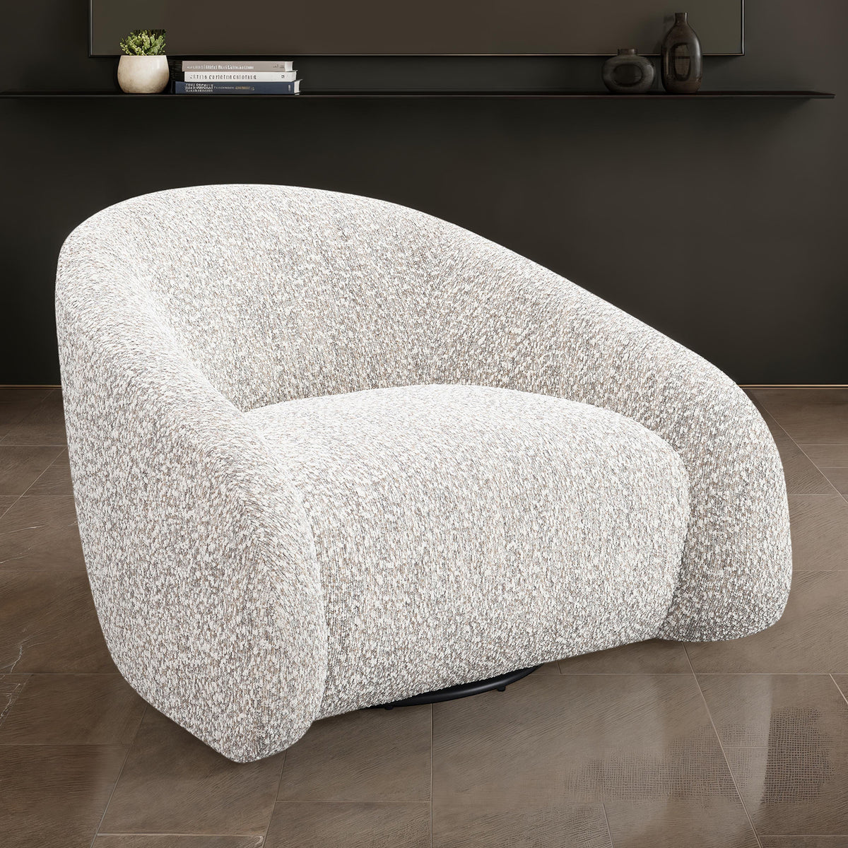Kyria Chair