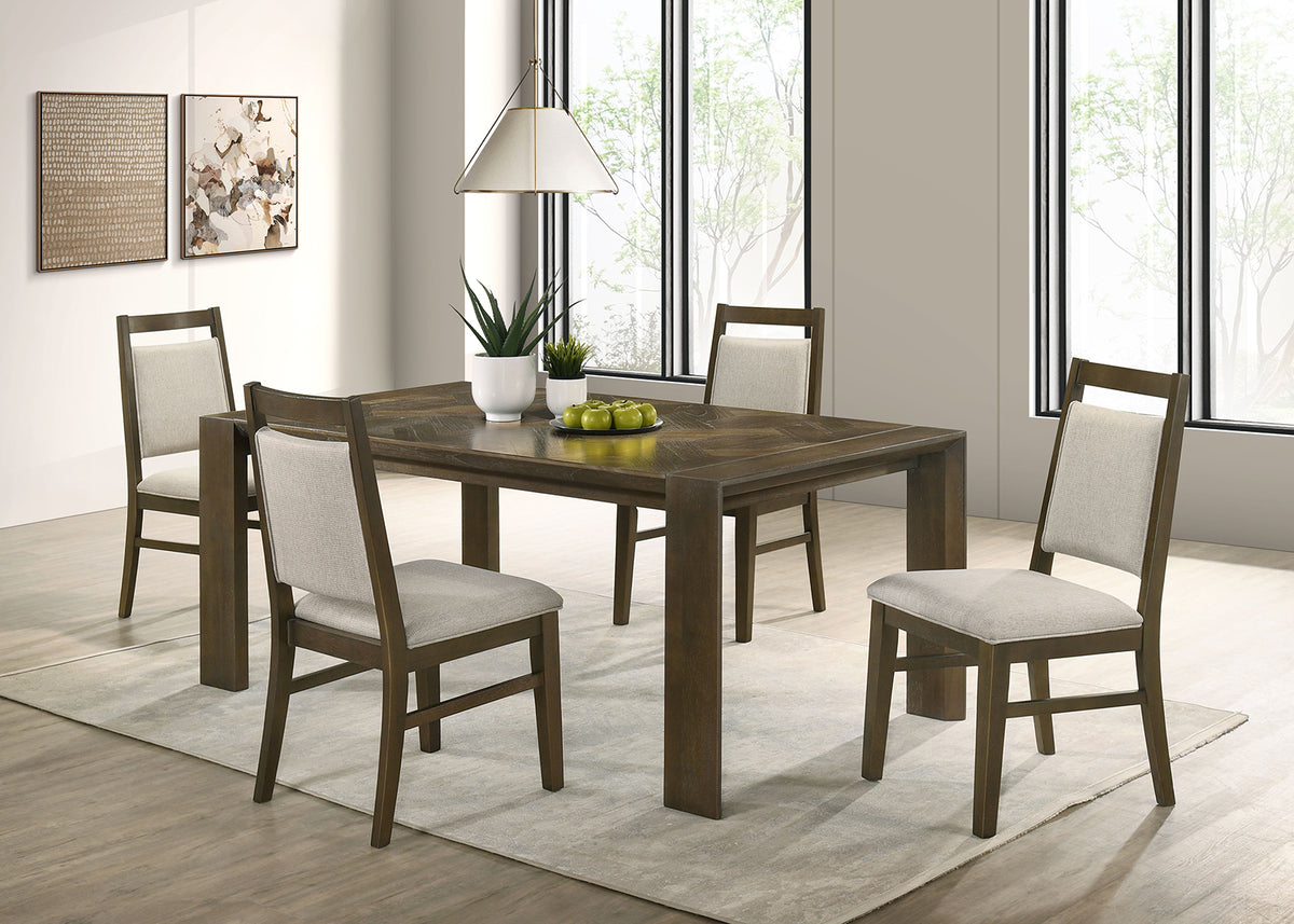 Coppet Dining Set