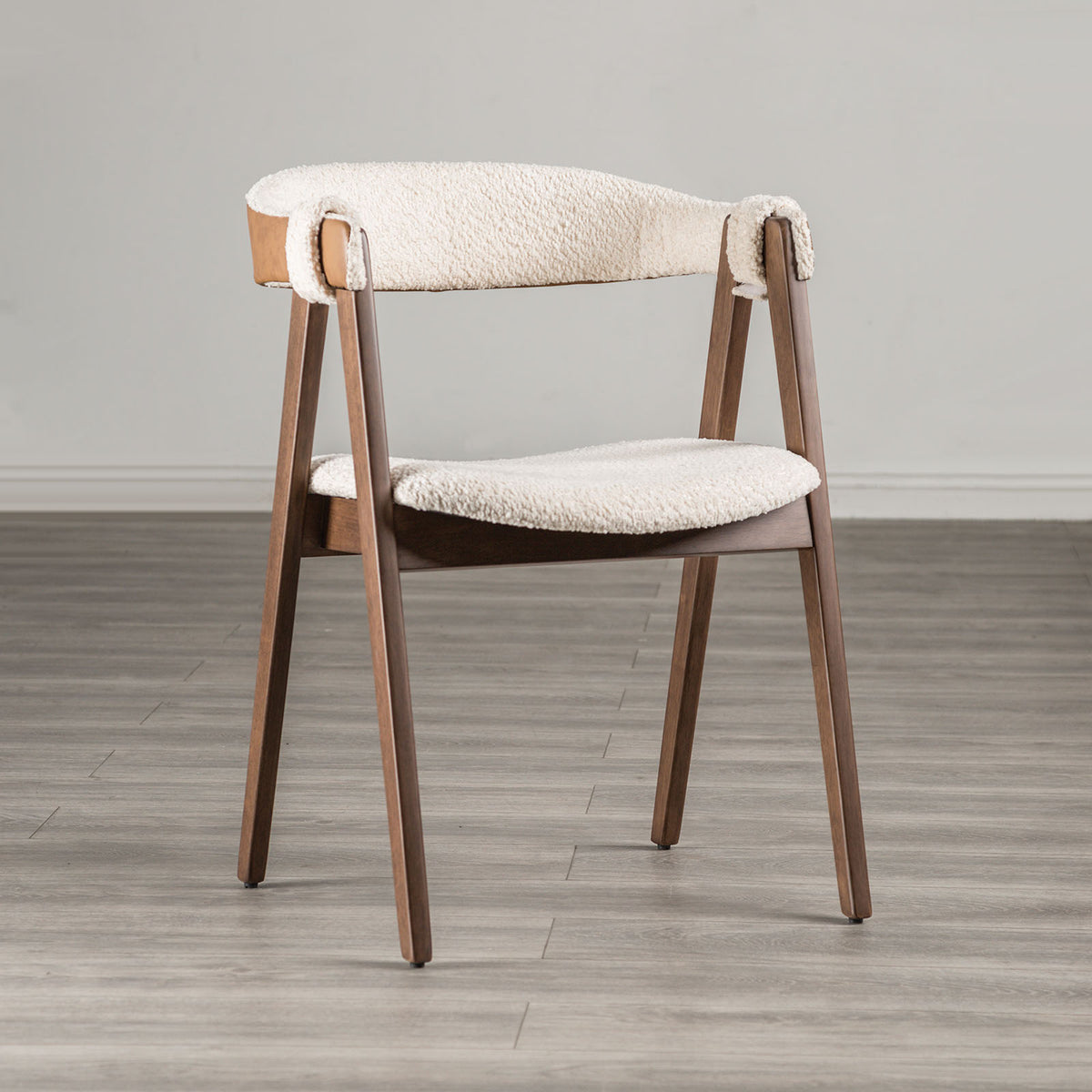 Ebikon Chair