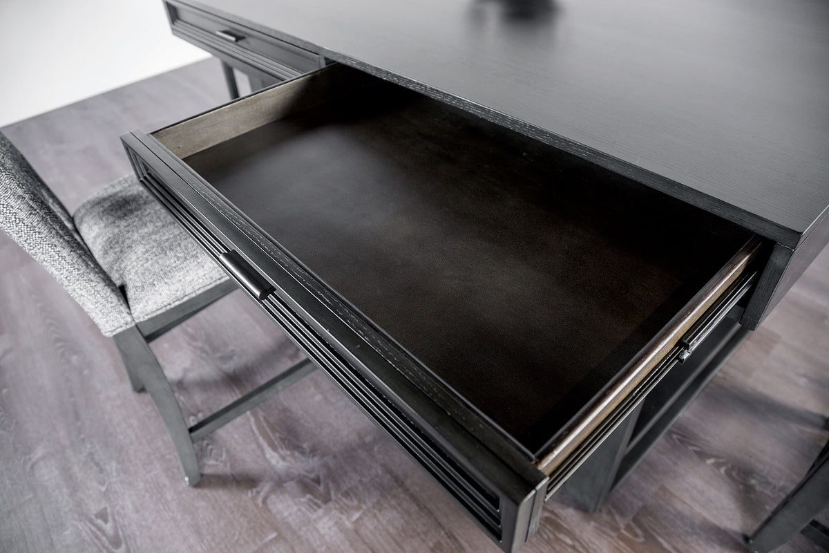 Potton Dining Table