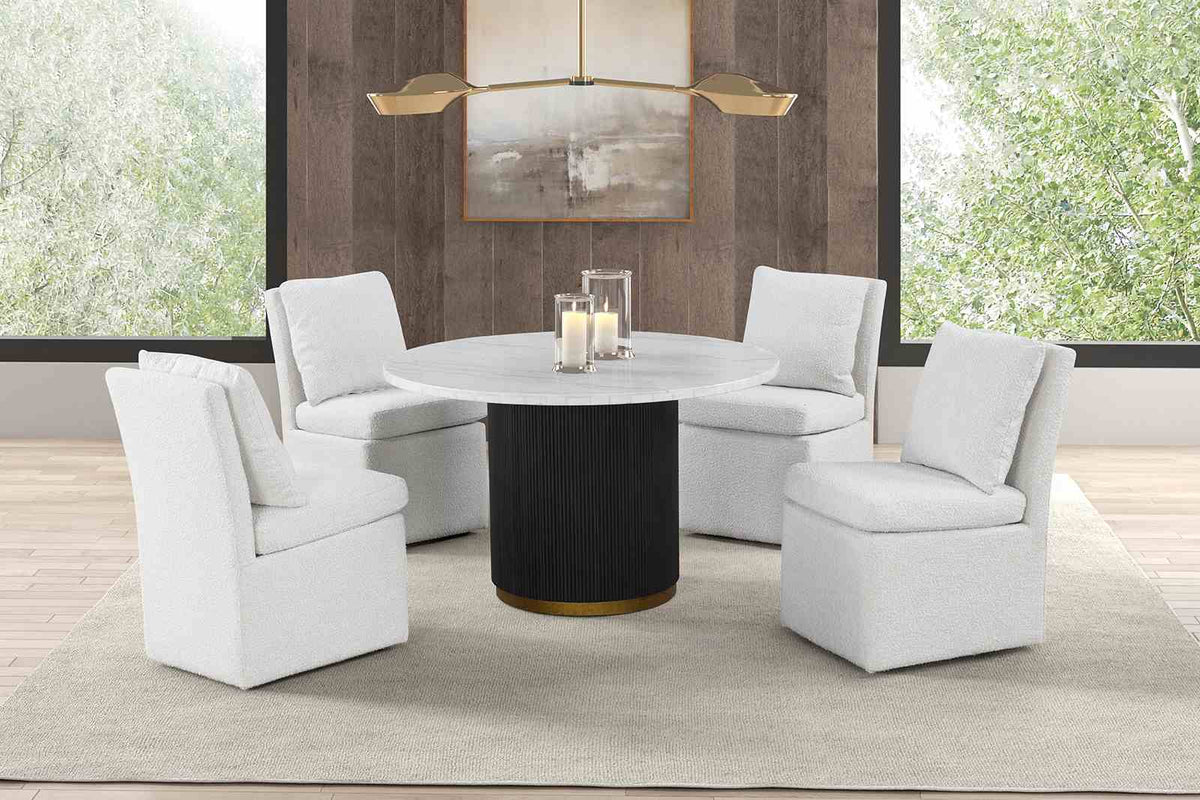 Varde Dining Table