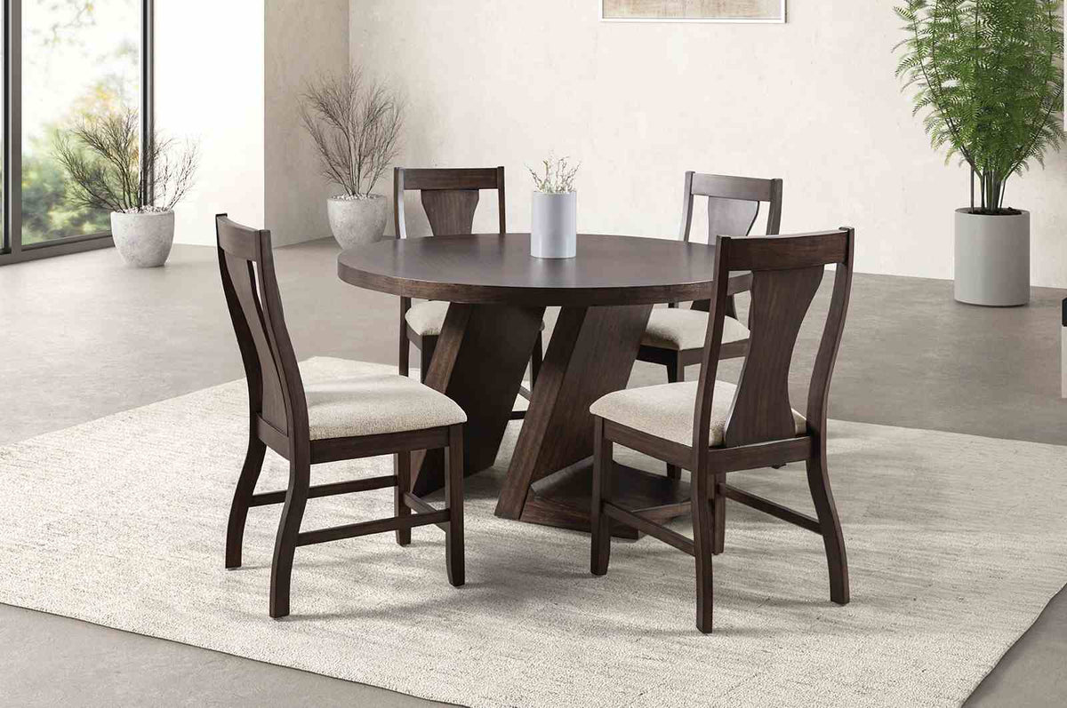 Holsworthy Dining Table
