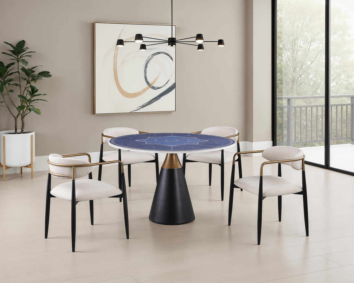 Hobro Dining Set