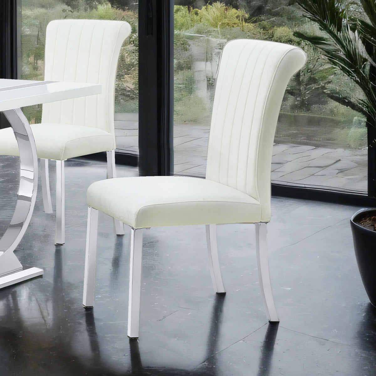 Holstebro Dining Chair