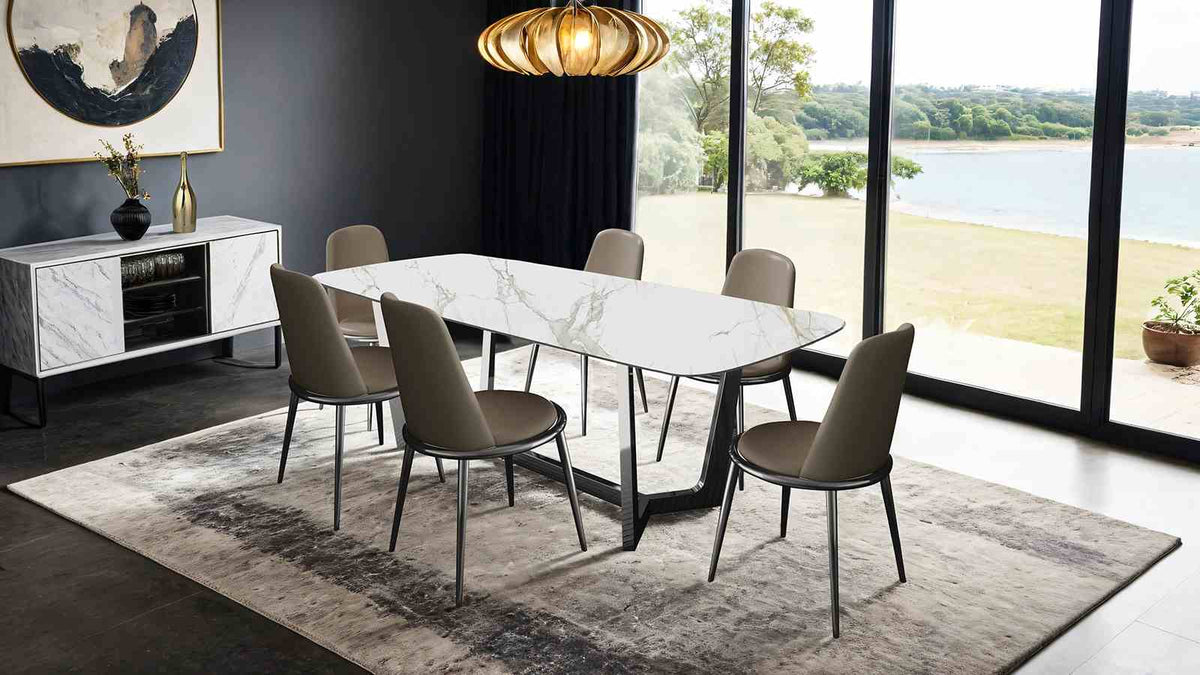 Norelli Chair
