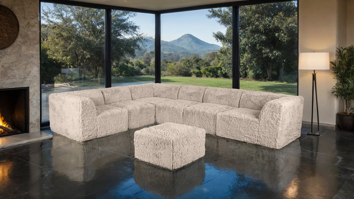 Nappi Sectional