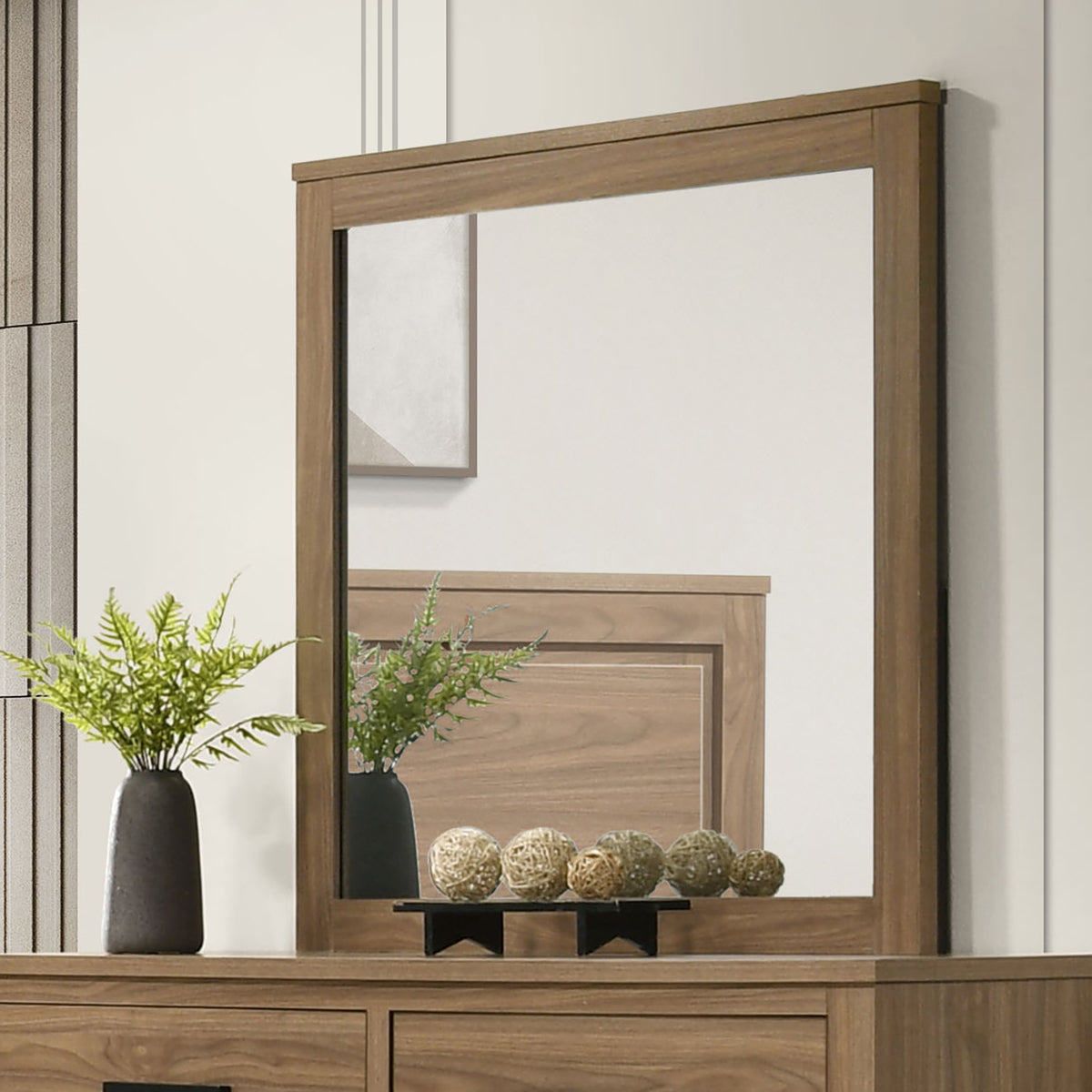 Panelli Mirror