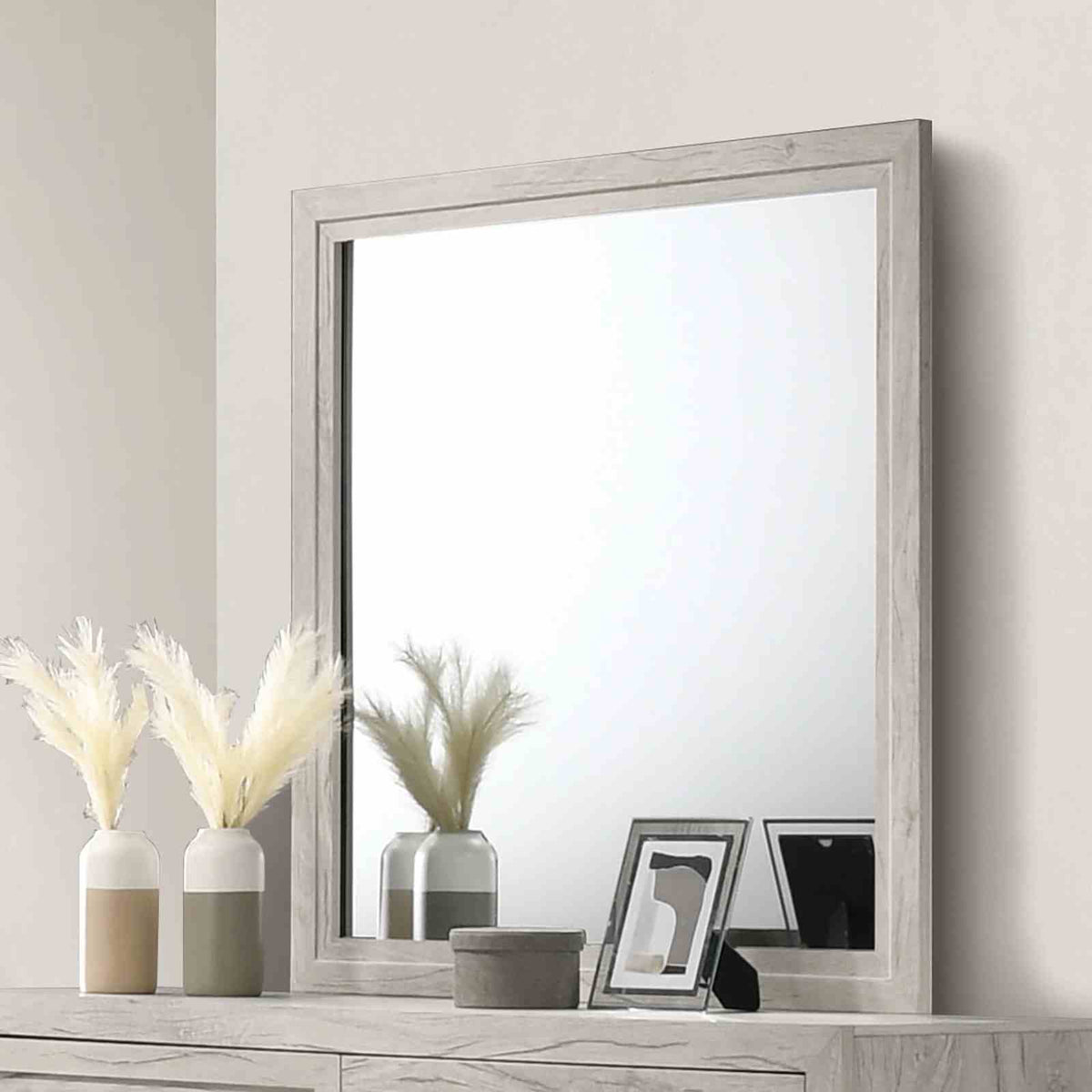 Mysen Mirror