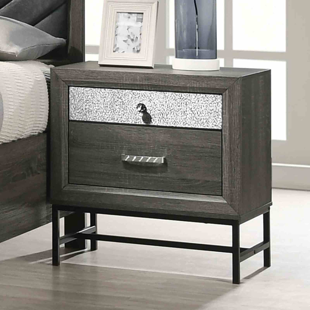 Voleta Nightstand