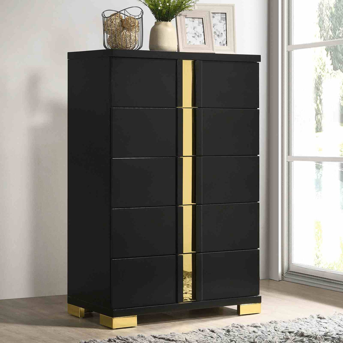 Lillestrom Bedroom Set
