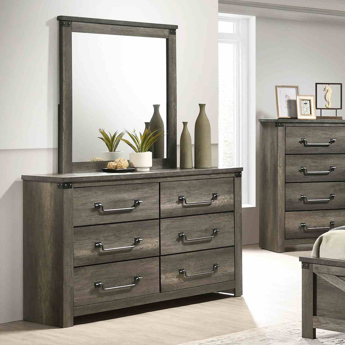 Britonale Dresser