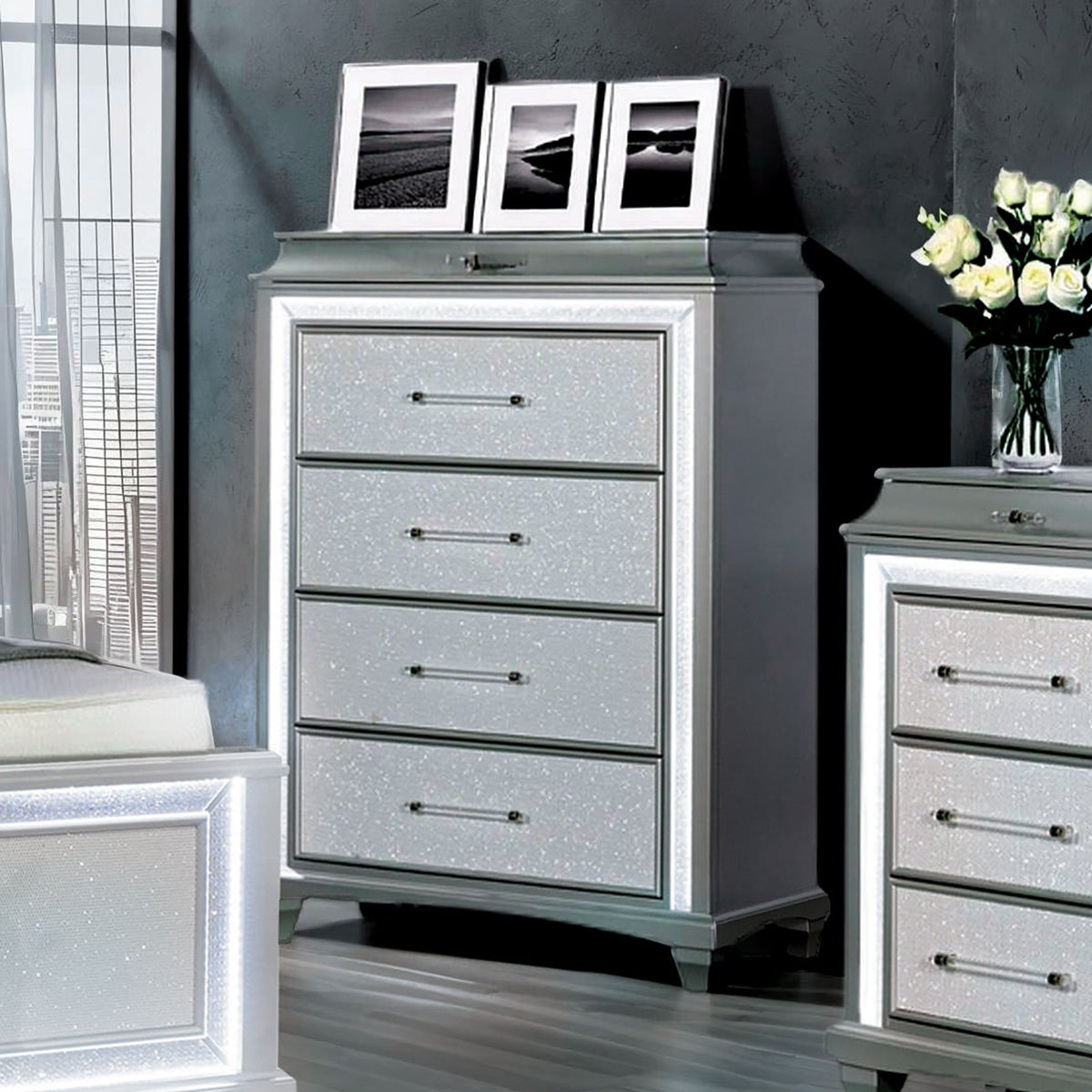 Galea Chest