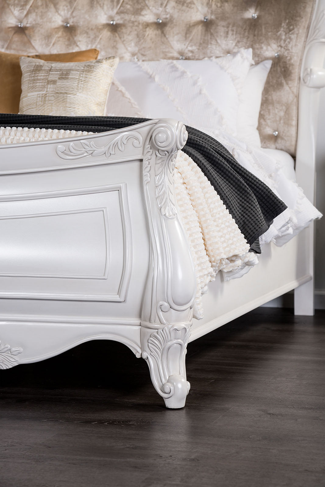 Valentini Bedroom Set