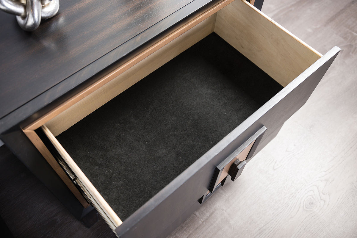 Kenyada Bedroom Set