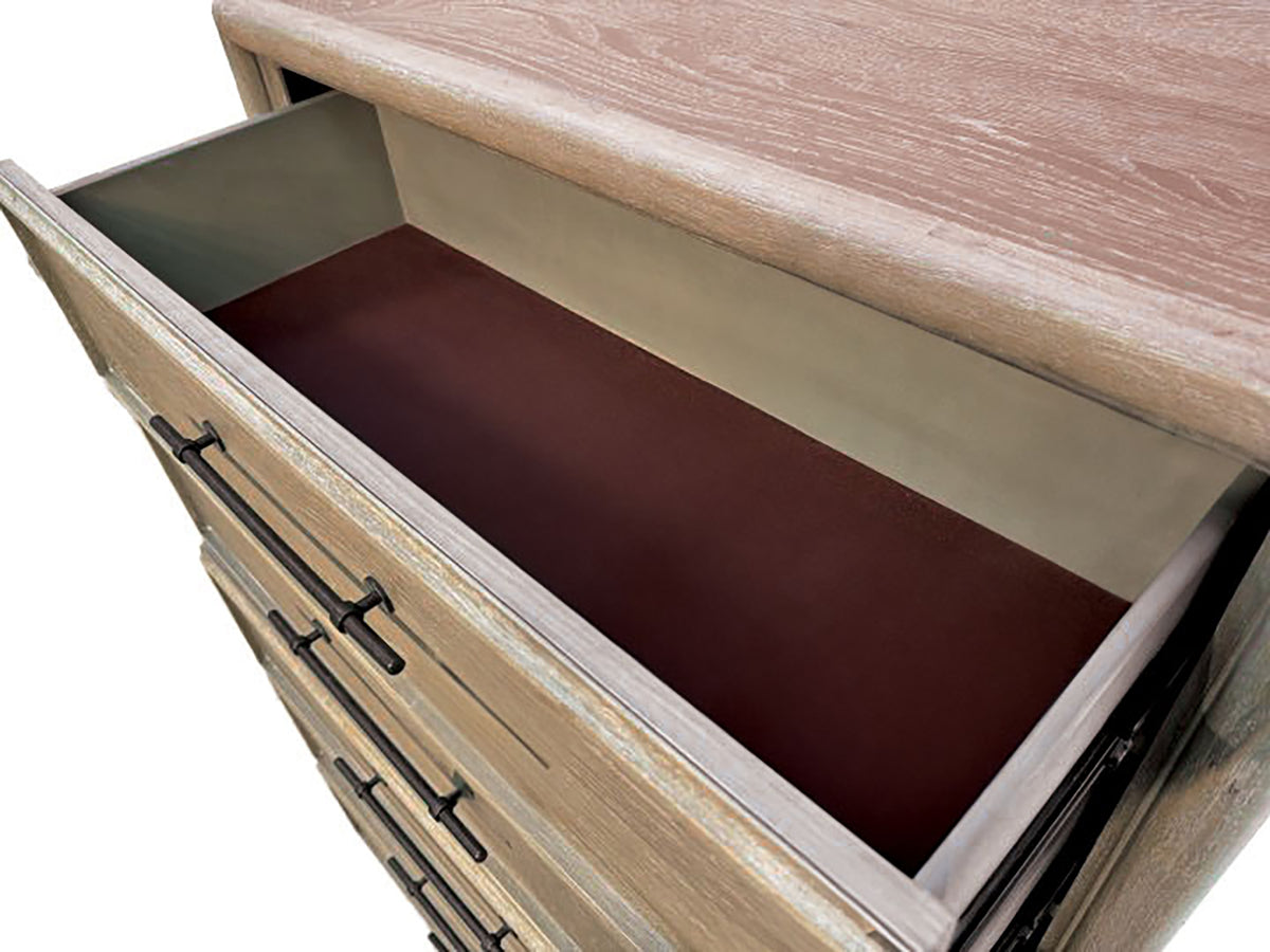 Midhurst Chest