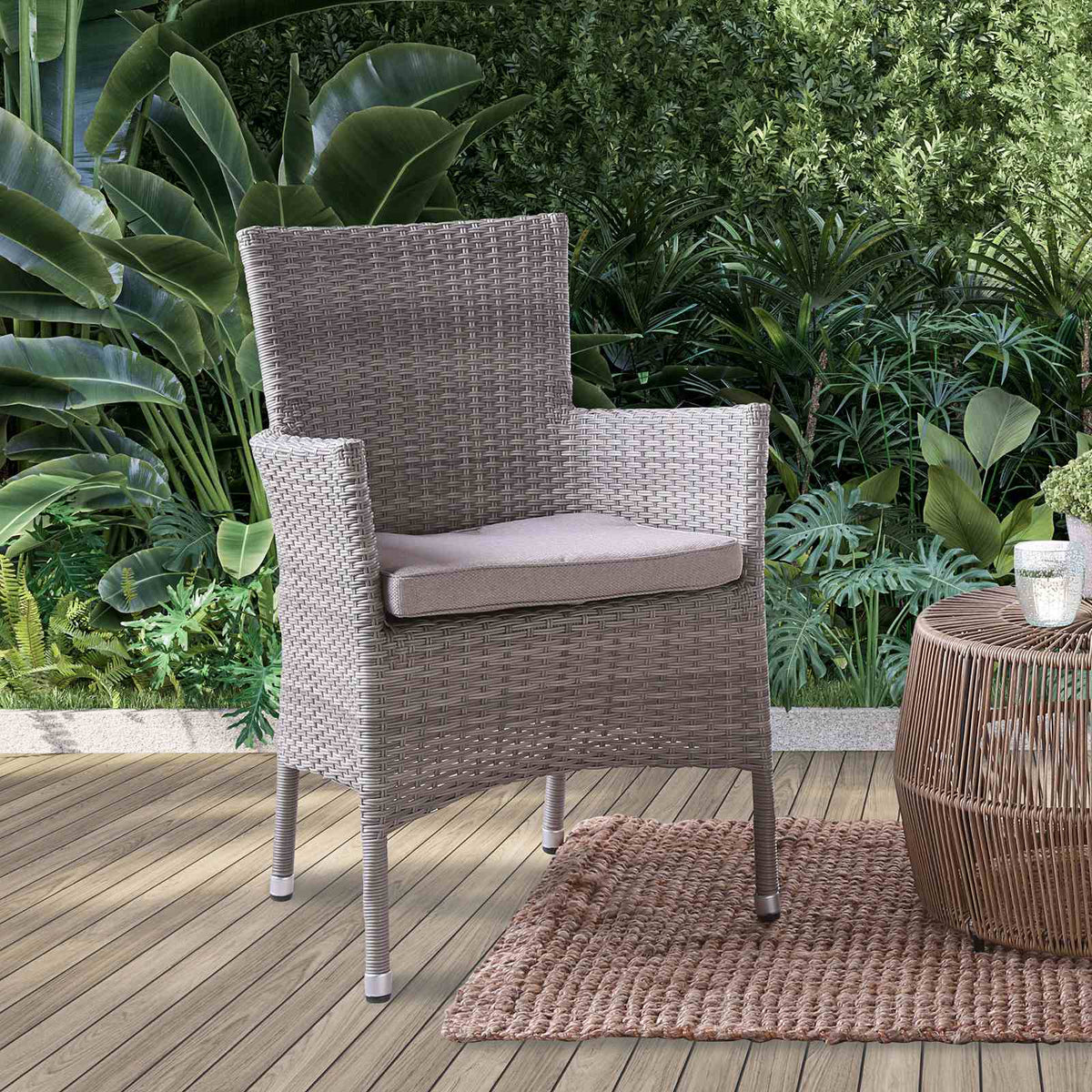 Zuberi Patio Set