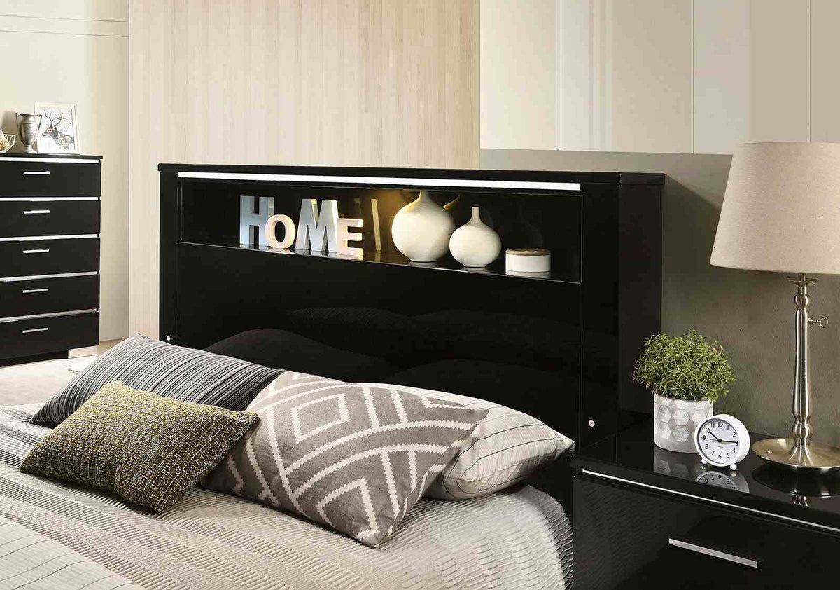 Carlie Bedroom Set