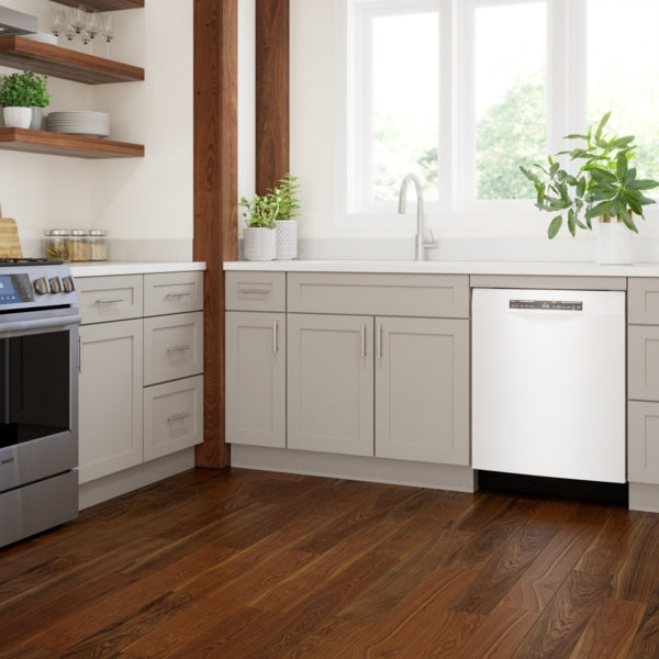 Bosch SGE53B52UC - 300 Series 24" Built-In Dishwasher with Third Rack and 46 dBA in White