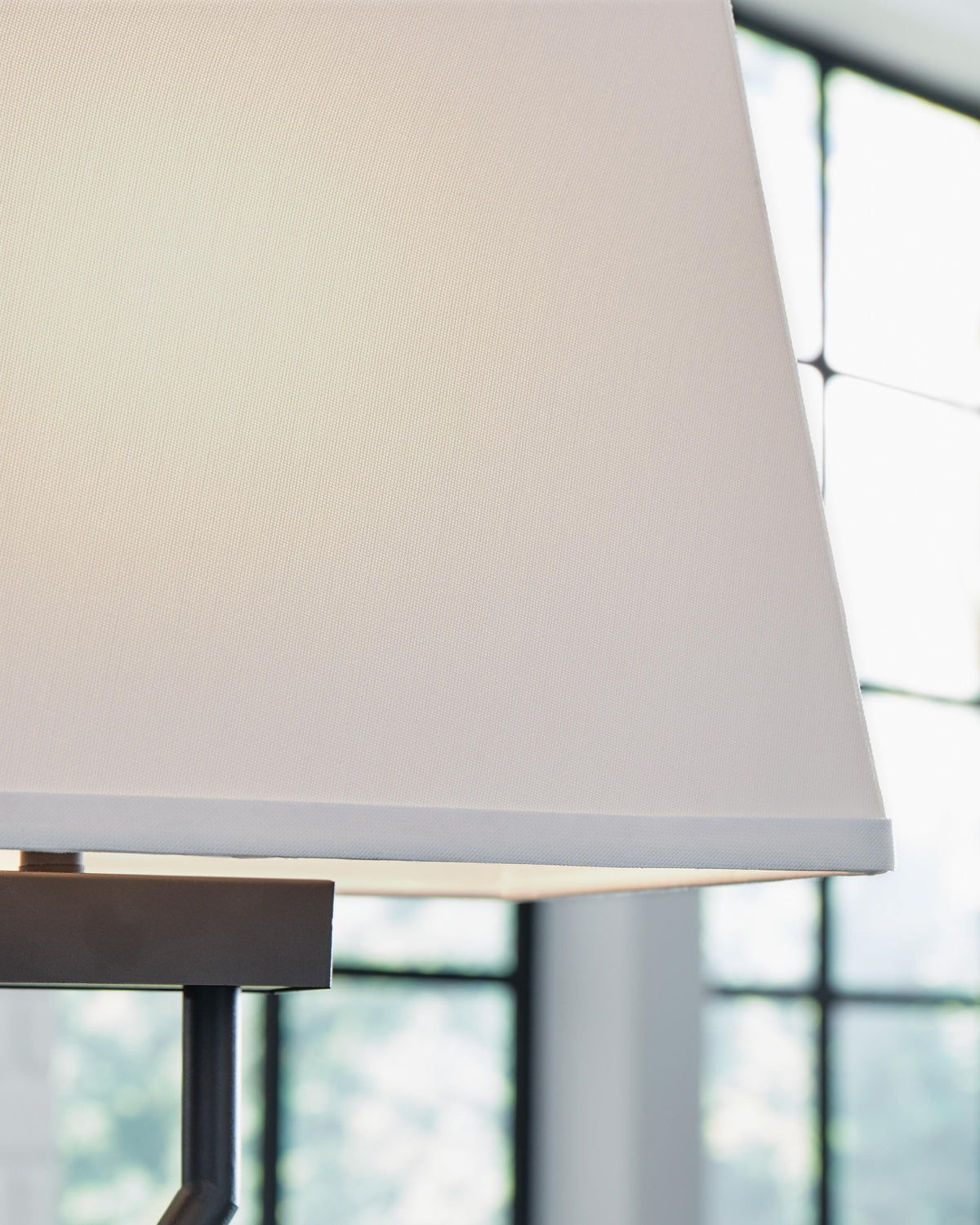 Brookthrone Table Lamp (Set of 2)