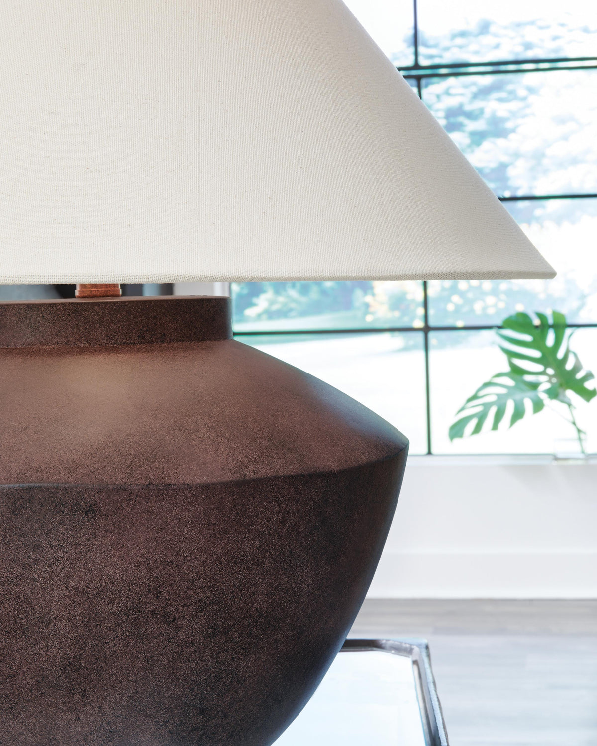 Honsworth Table Lamp