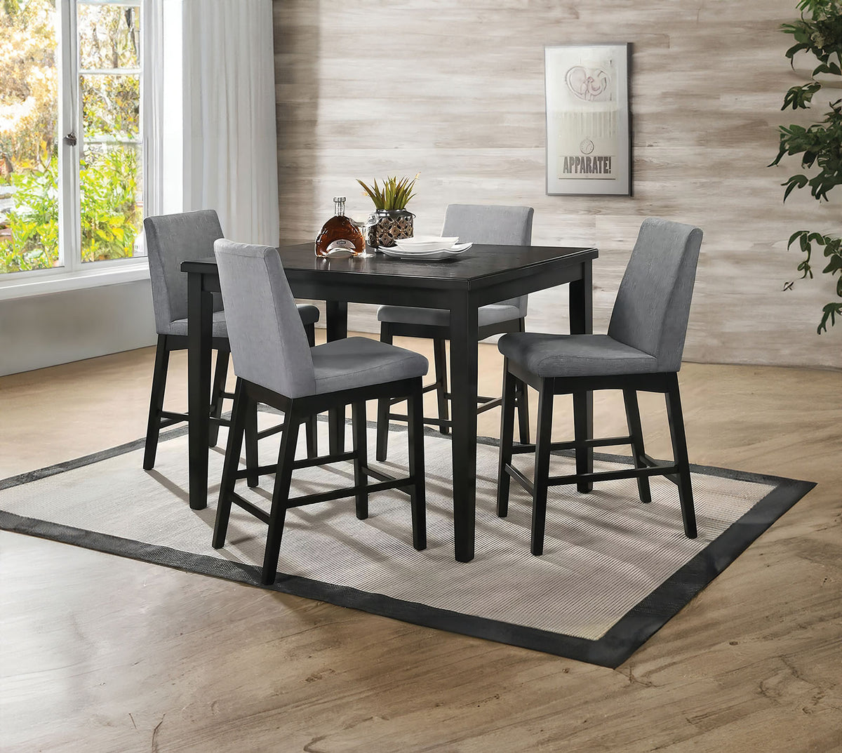 Strom Chair