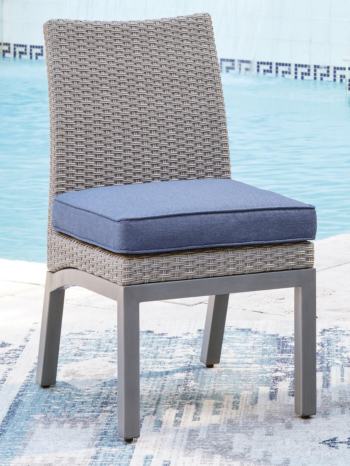 Half Moon Beach Outdoor Side Chair with Cushion (Set of 2)
