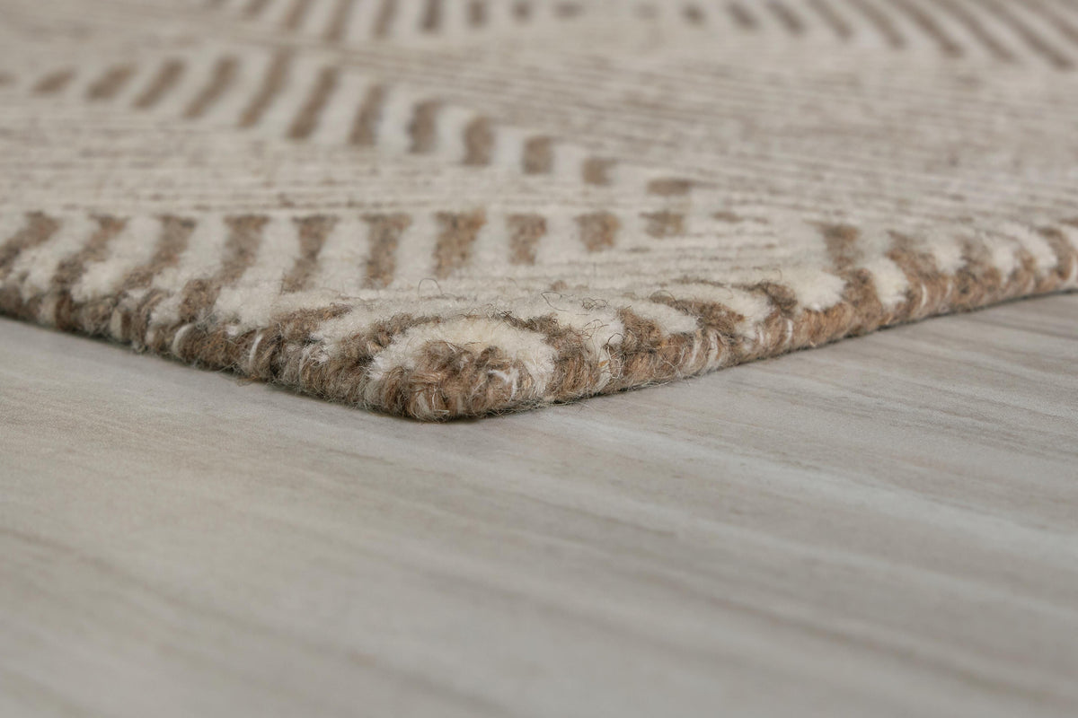Jadott 5' x 7' Rug