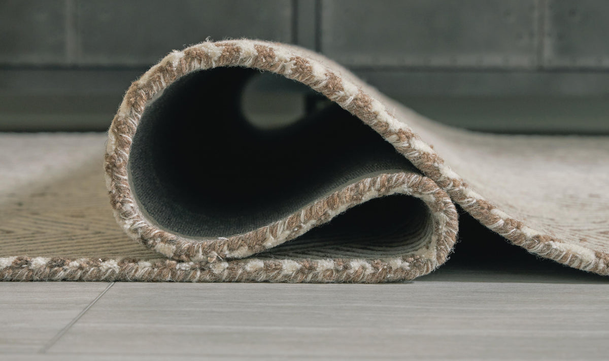 Jadott 5' x 7' Rug