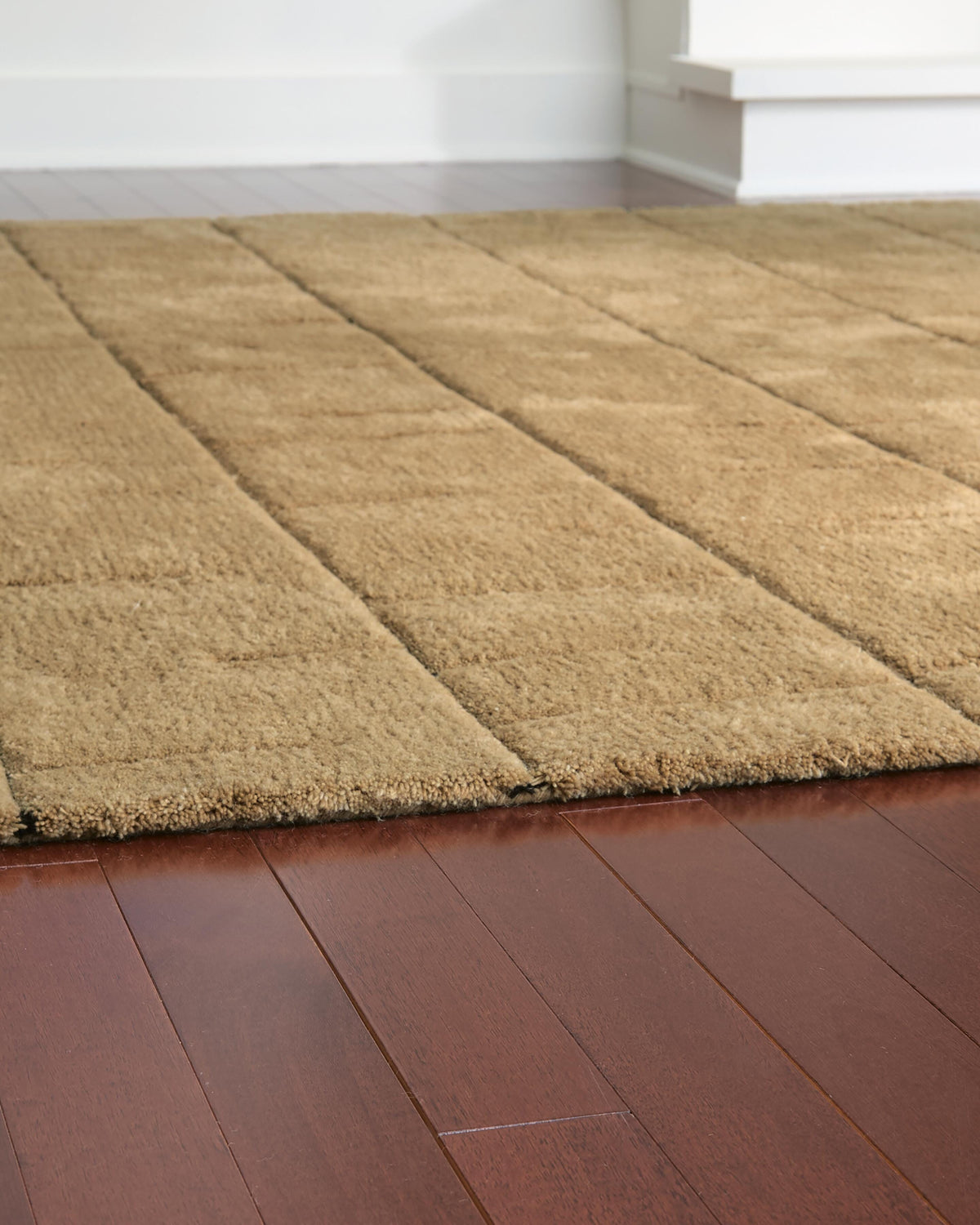 Luzmont Medium Rug