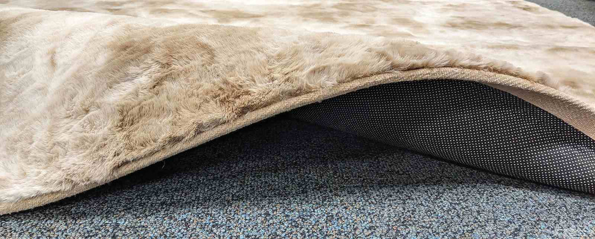 Famalica Rug