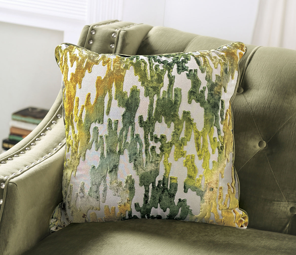 Kaye Loveseat