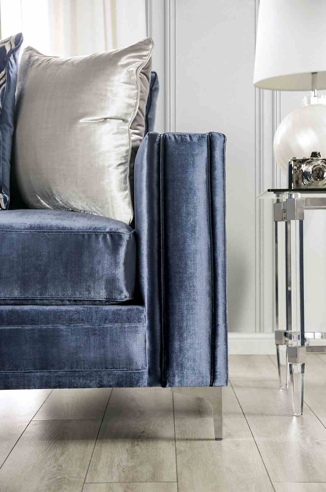 Jodie Loveseat