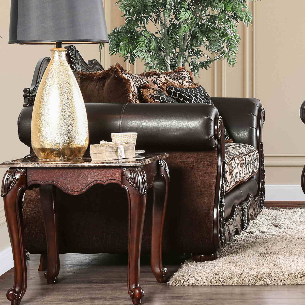 Jamael Loveseat