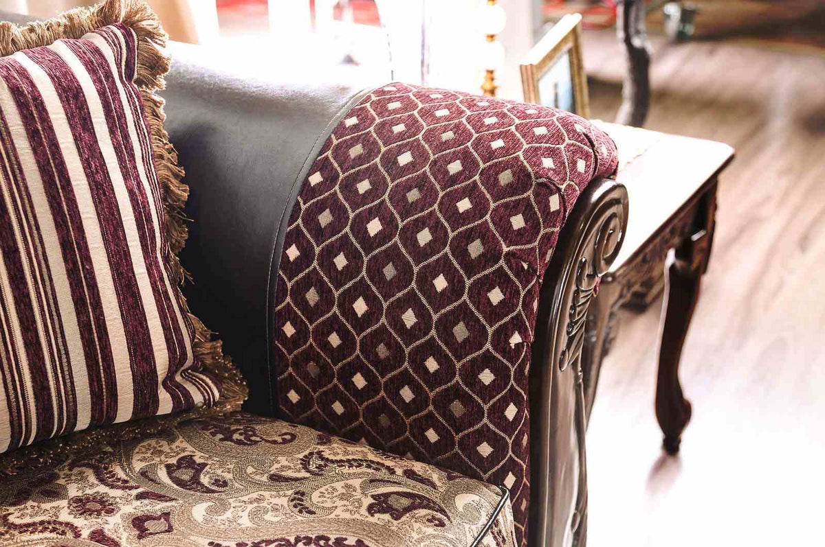 Quirino Sofa