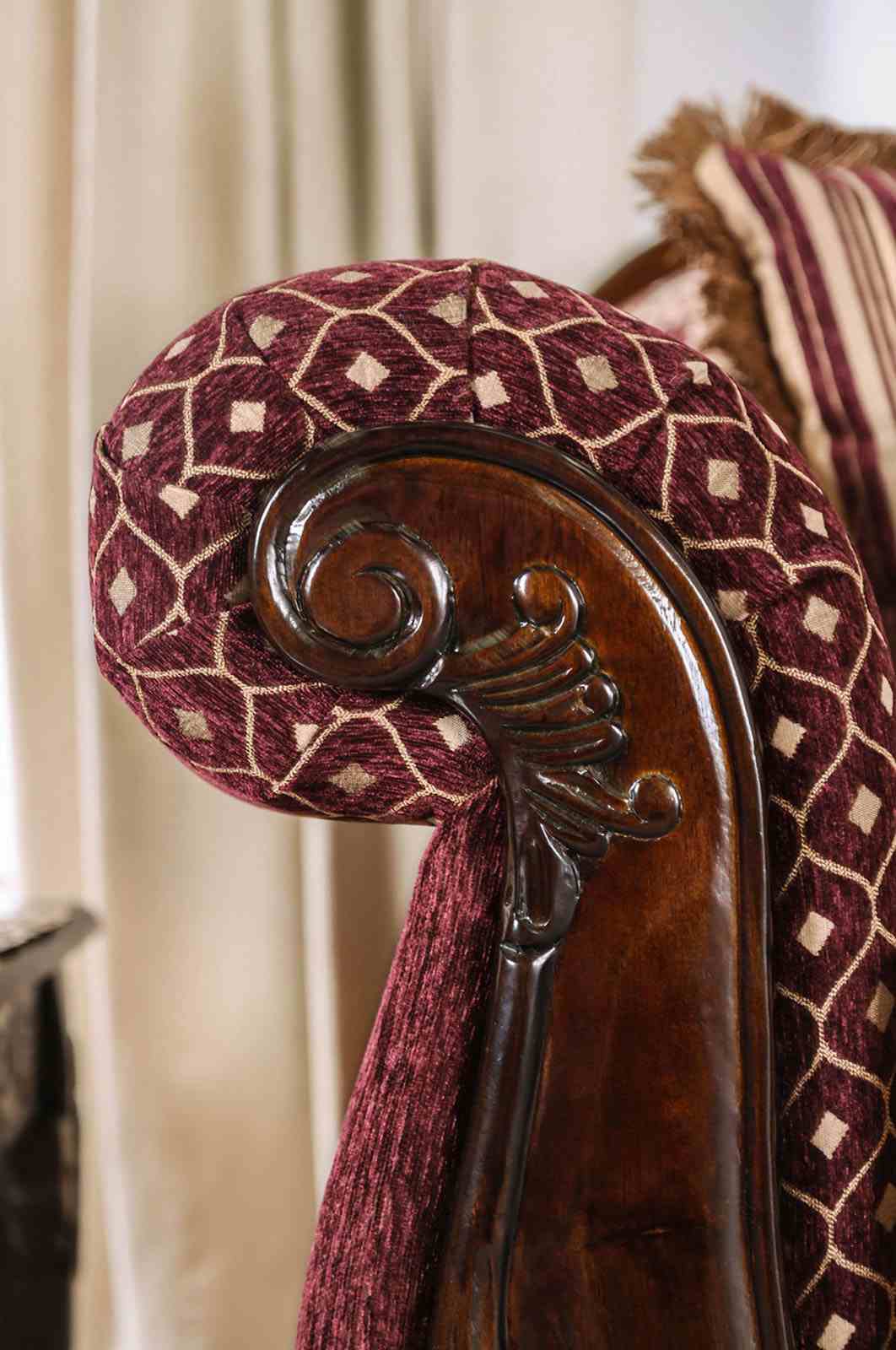 Quirino Sofa