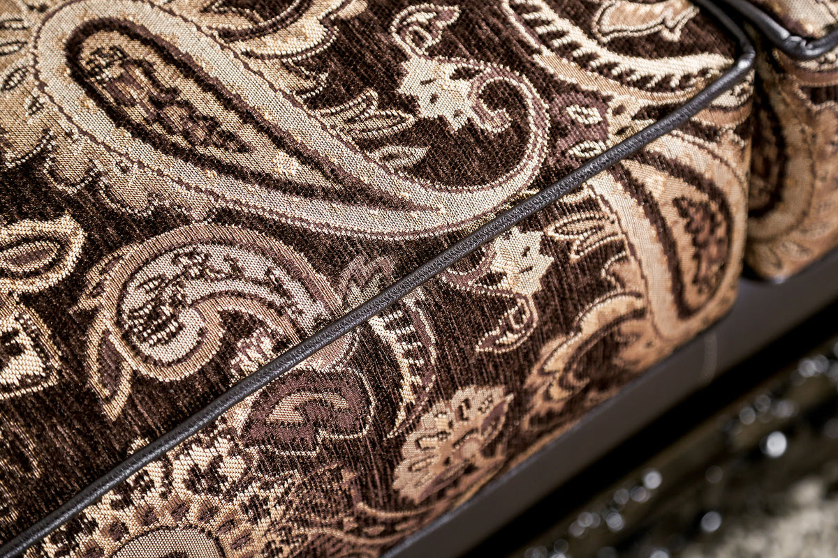 Newdale Upholstery Set