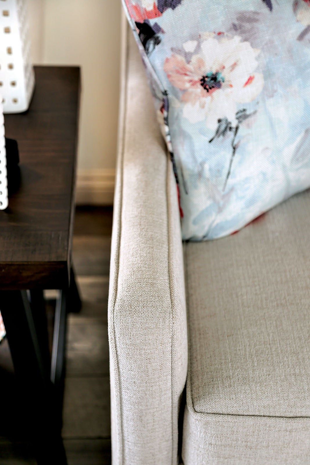 Nadene Upholstery Set