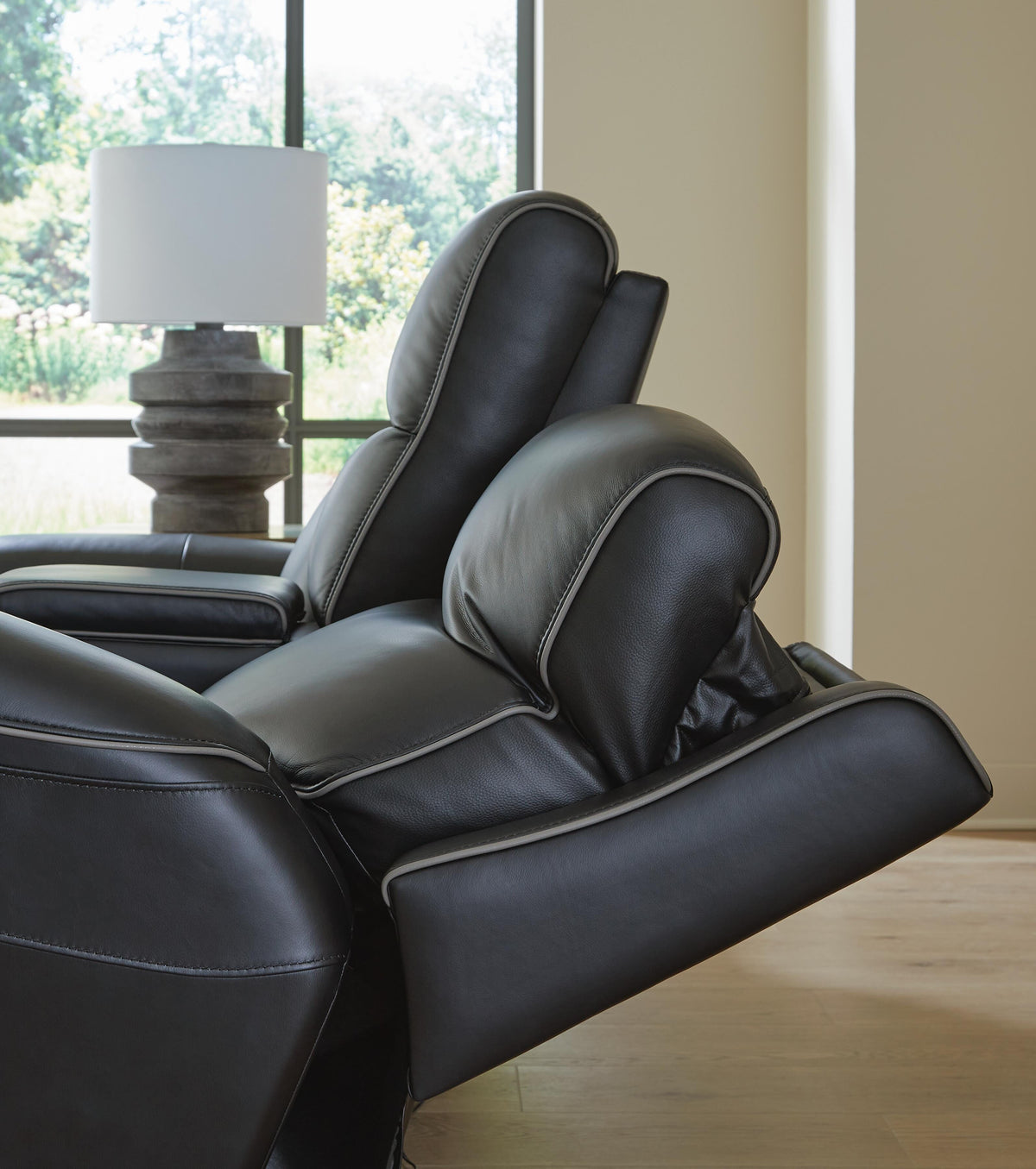5Z-Comfort Power Reclining Sofa