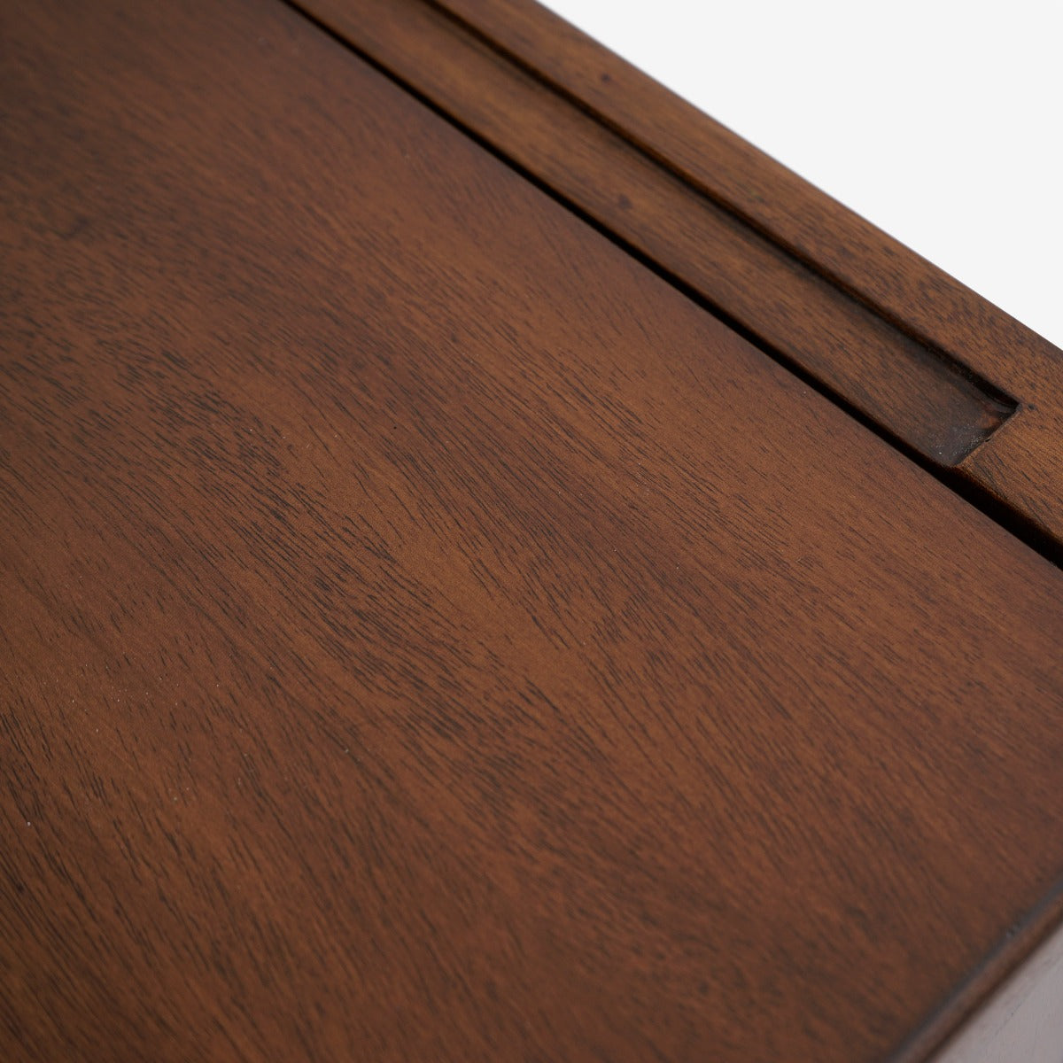 Lois Cabinet