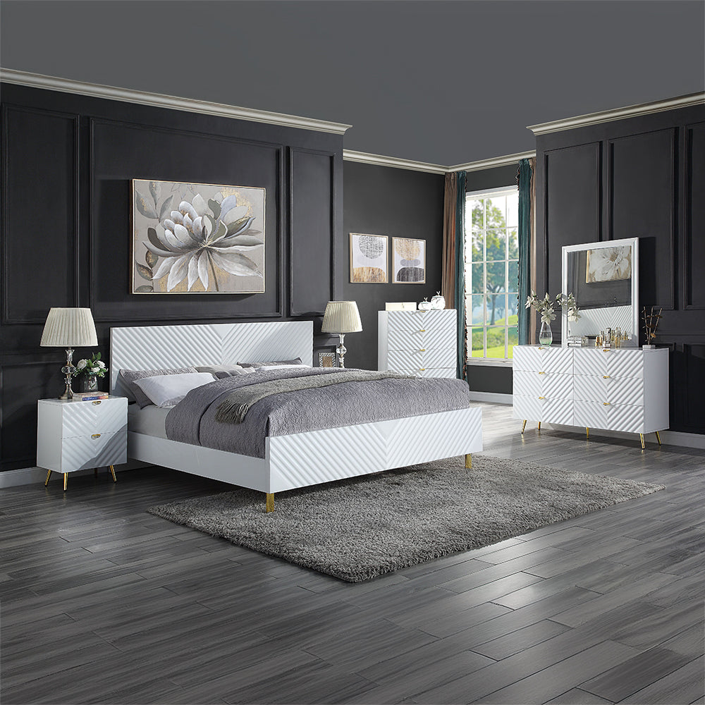 Gaines Eastern King Bed