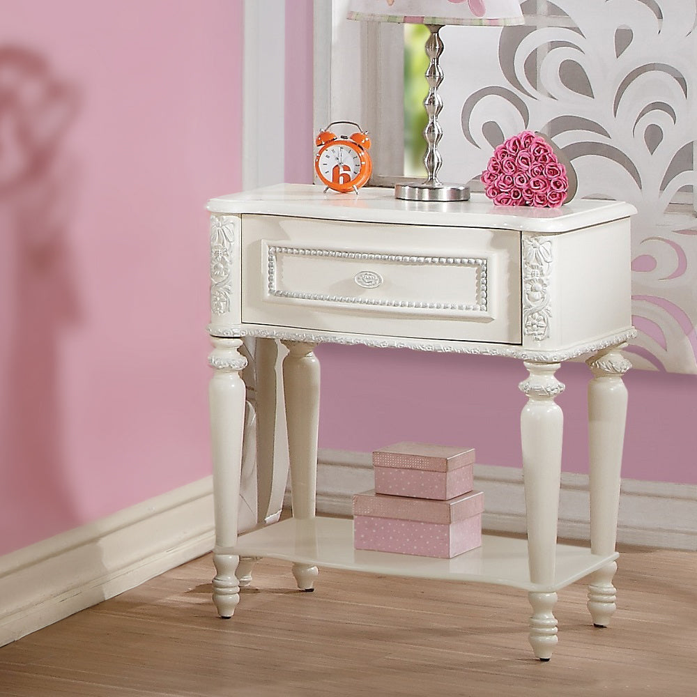 Dorothy Nightstand w/1 Drawer