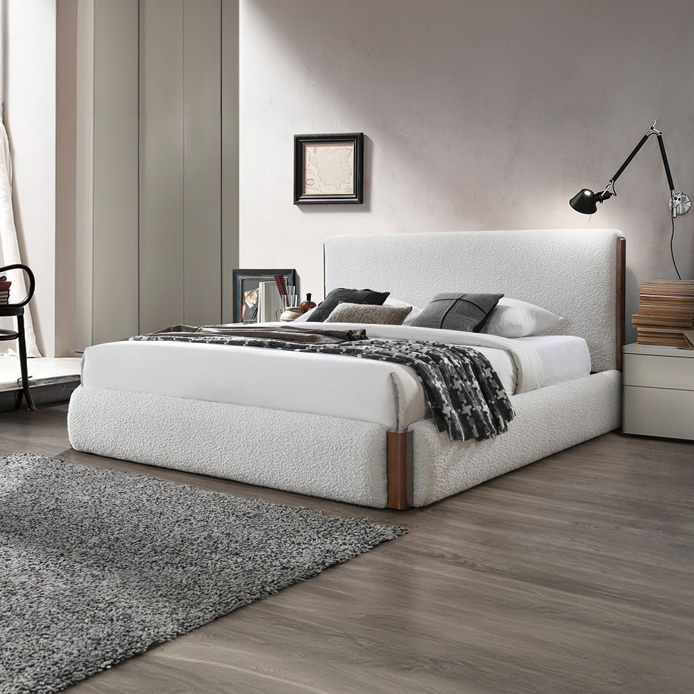 Sandro Eastern King Bed