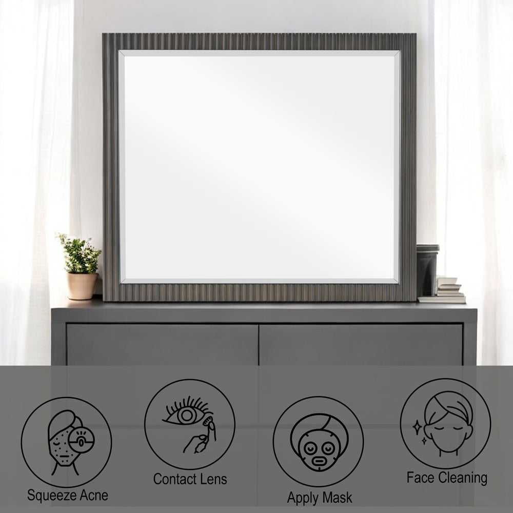 Clayten Mirror