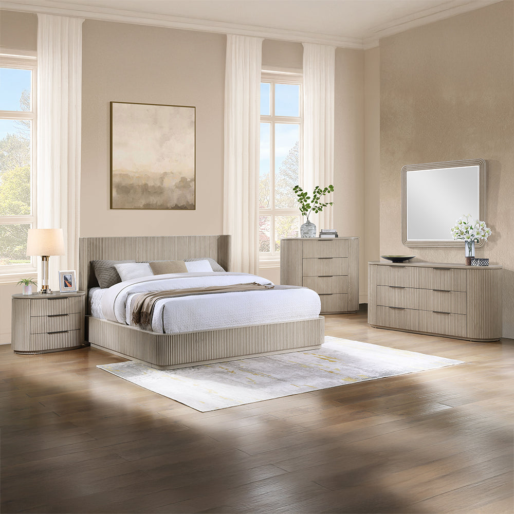 Leanna Chest