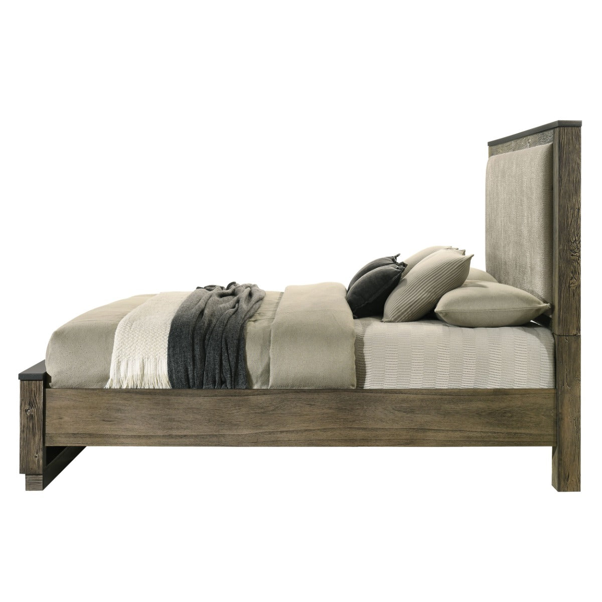 Lance Queen Bed