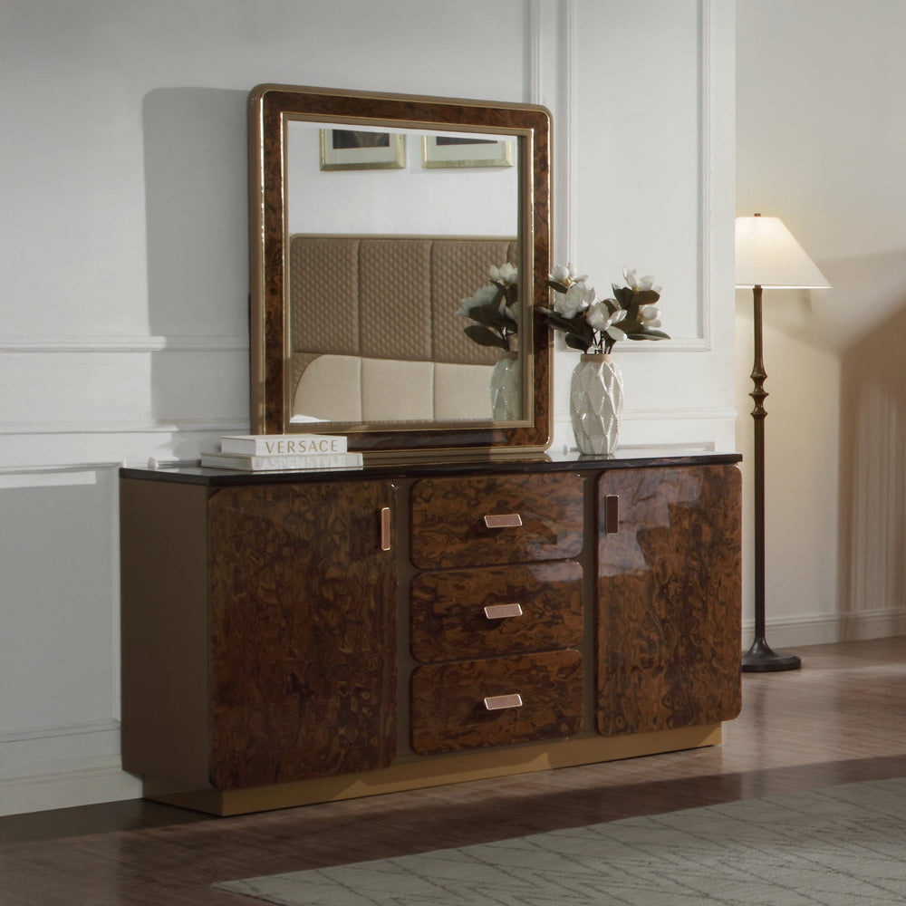Marcelino Mirror