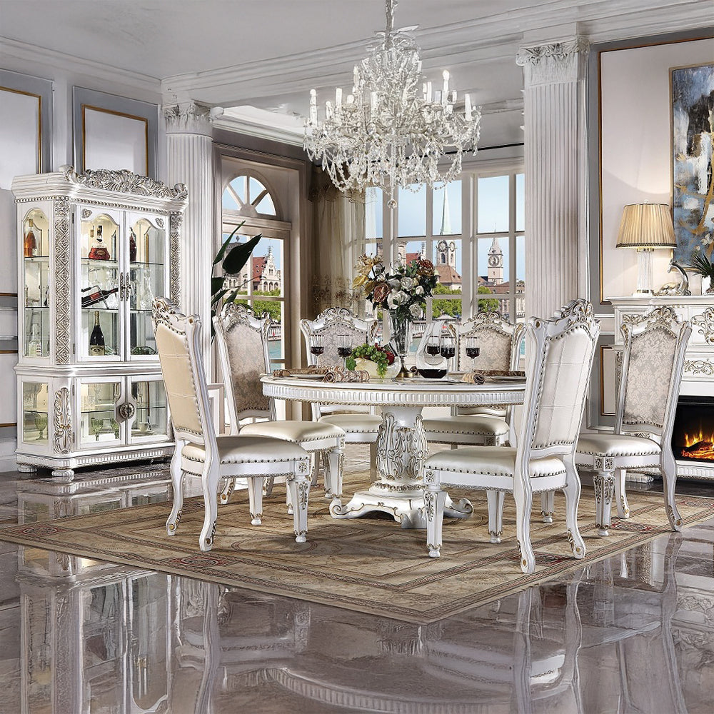 Vendome Curio