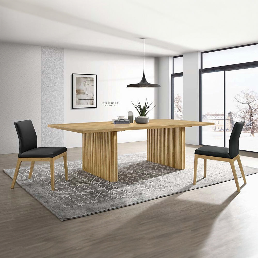 Einar Dining Table
